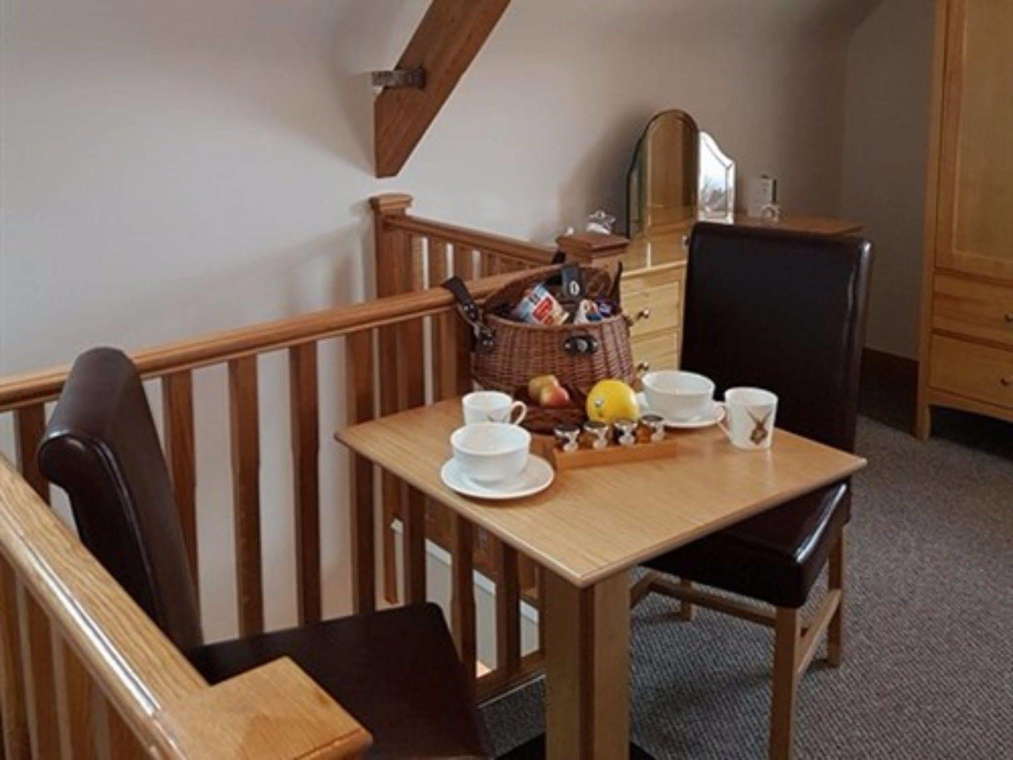 Dovestays 3* Laxton